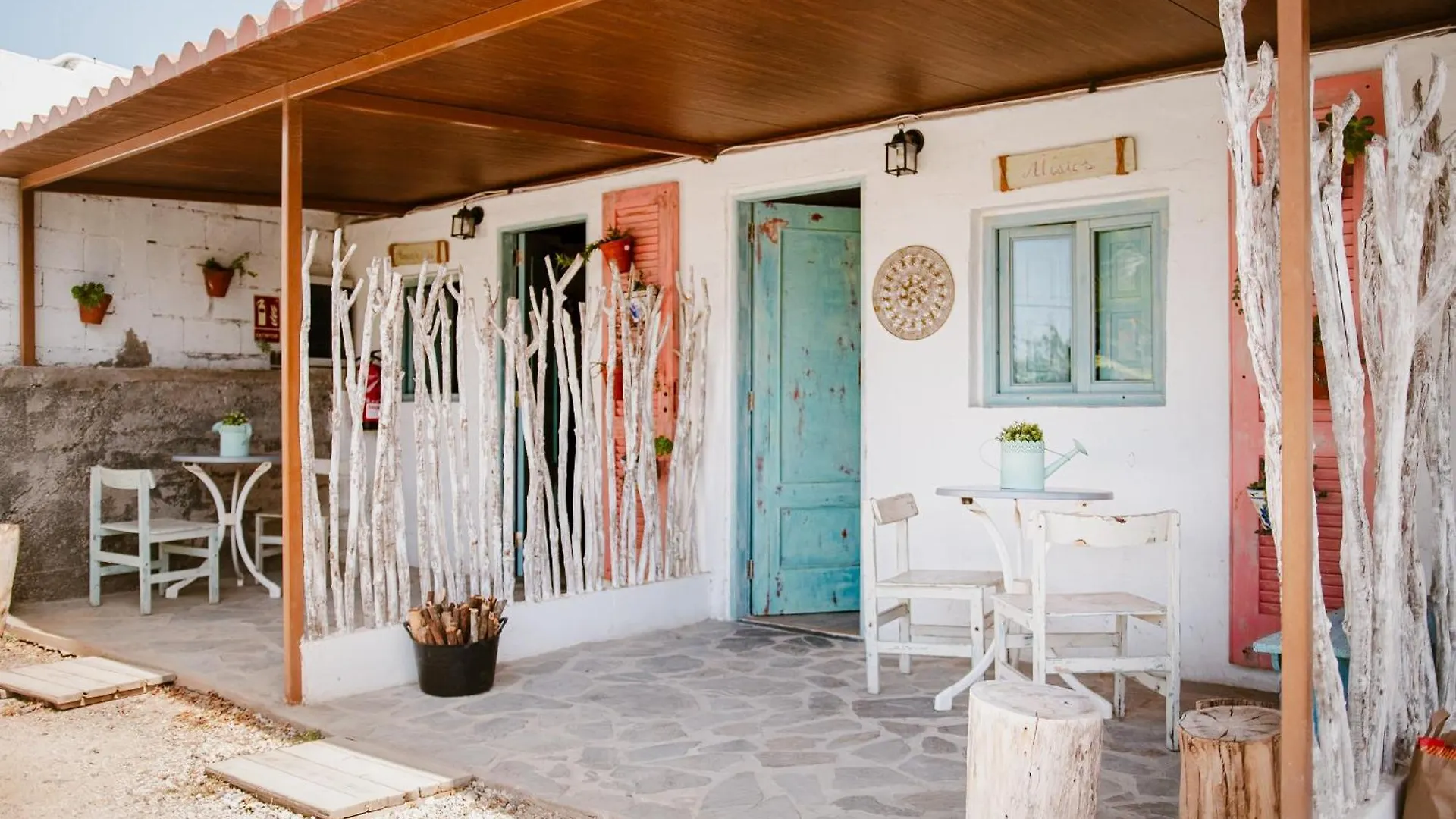Macaronesia Love Spa, Sauna Y Piscina Buzanada Lägenhet